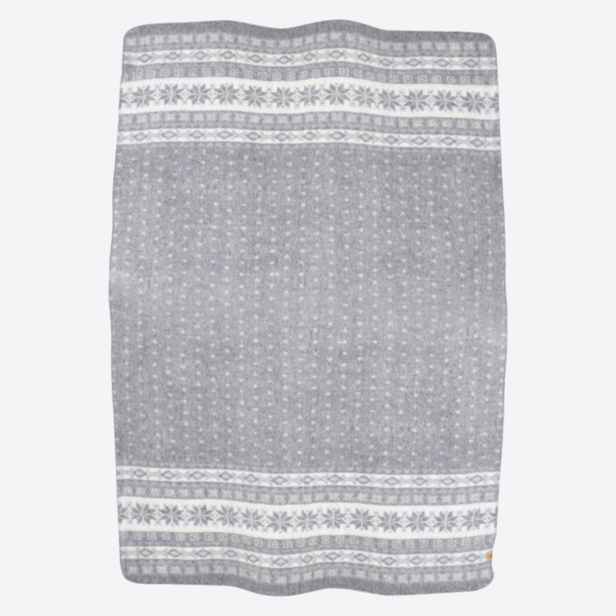 frostros-front-norway-design-wool-blanket-6.jpeg